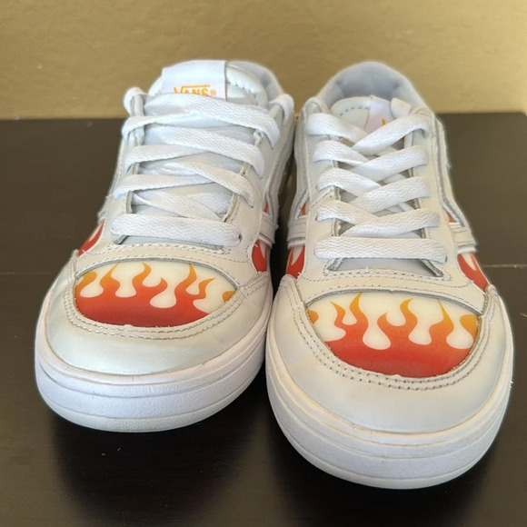 VANS Lowland Cc True White Flame Sneakers Skate Shoes MenSize 5.5 / Women size 7 - Picture 3 of 8